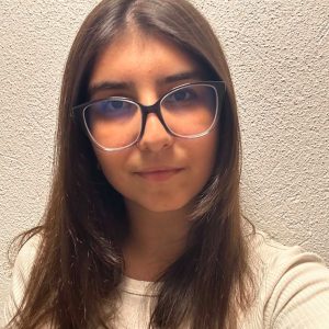 Luciana, stagiaire ASE